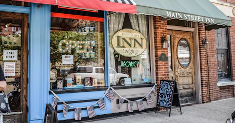 A Practical Naples Business Website Plan