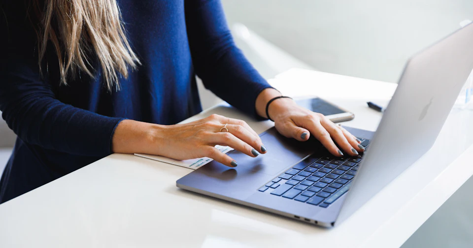 Professional Business Email in Naples — Sparkler Digital
